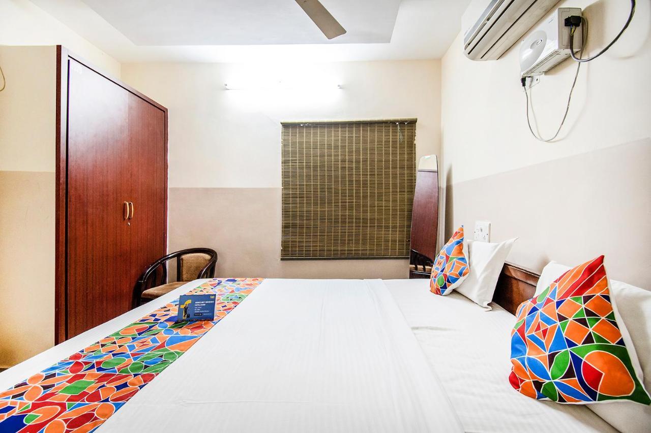 แฟ็บเอ็กซ์เพรส อาทิตยา ยาตรีนิวาส Hotel ตีรูปาติ ภายนอก รูปภาพ