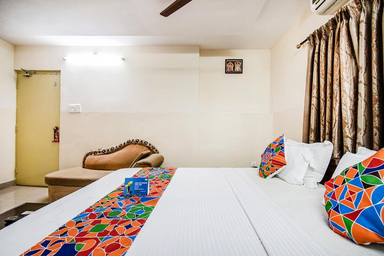 แฟ็บเอ็กซ์เพรส อาทิตยา ยาตรีนิวาส Hotel ตีรูปาติ ภายนอก รูปภาพ